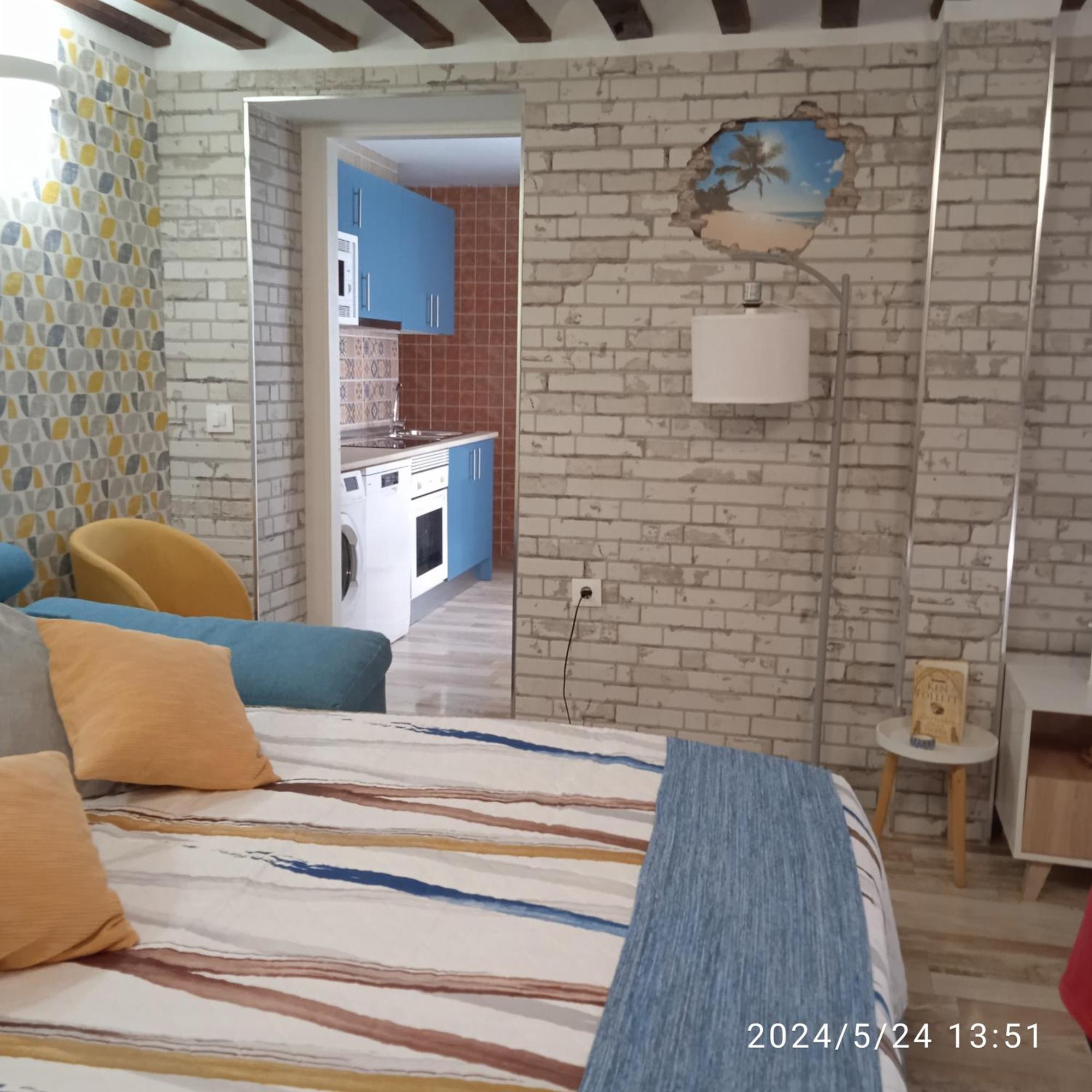 Apartamento Turistico El Empedrado De M&G Colmenar de Oreja Extérieur photo