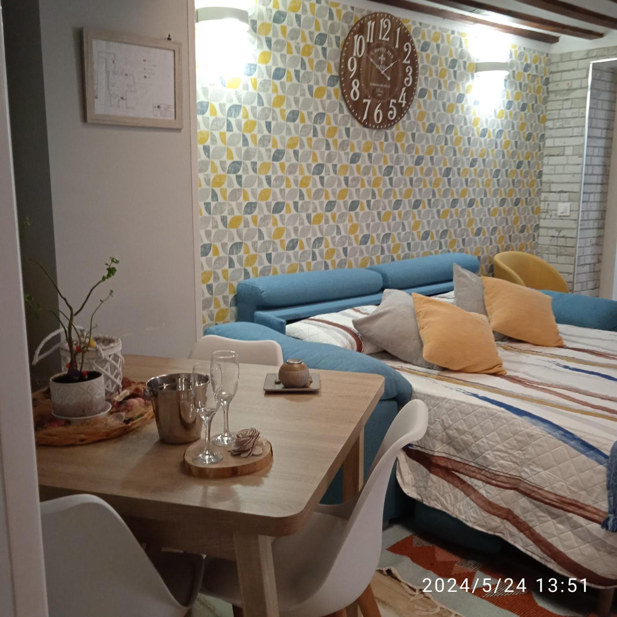 Apartamento Turistico El Empedrado De M&G Colmenar de Oreja Extérieur photo